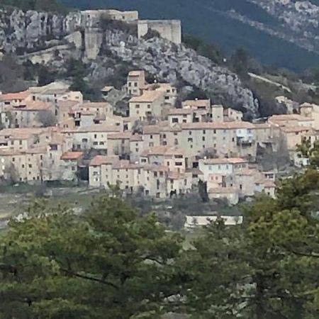Le Petit Saint Clair Apartment Trigance Exterior foto
