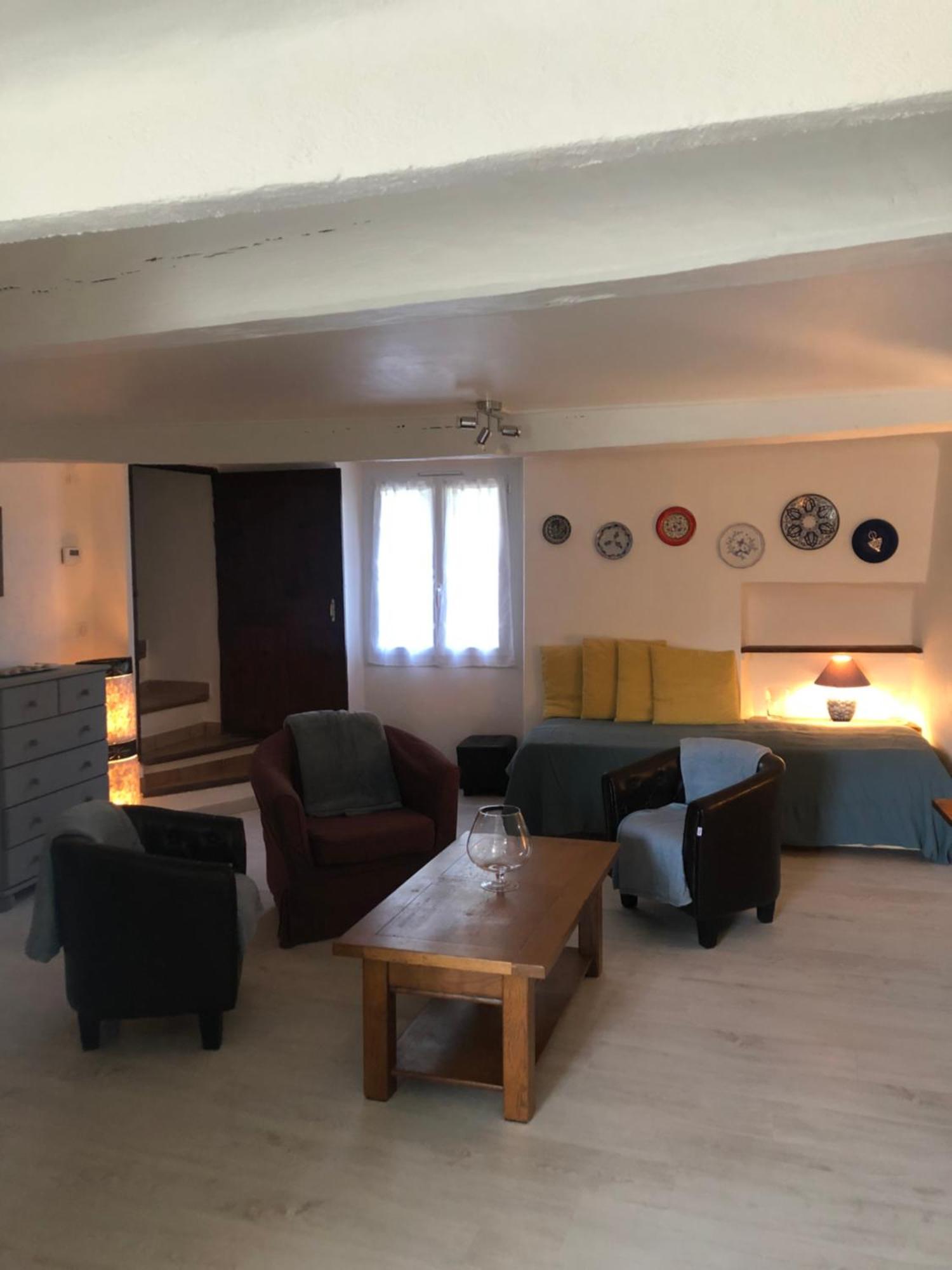 Le Petit Saint Clair Apartment Trigance Exterior foto